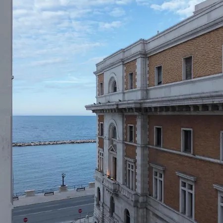 Con Vista Bari